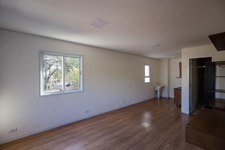 Studio de kitnet/studio à venda com 1 quarto, 30m² em Jardim Sabara, São Paulo