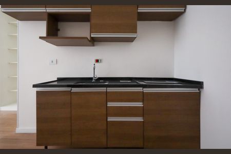 Studio à venda com 30m², 1 quarto e sem vaga Studio à venda com 30m², 1 quarto e sem vagaStudio