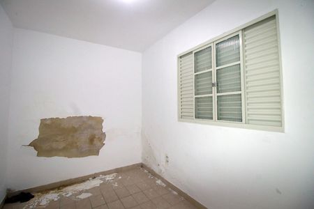 Quarto de casa à venda com 1 quarto, 122m² em Vila Kosmos, Rio de Janeiro