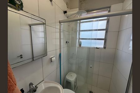 Banheiro de apartamento para alugar com 1 quarto, 40m² em Centro, São Vicente