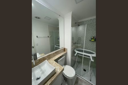 Banheiro de apartamento à venda com 2 quartos, 65m² em Centro, Diadema
