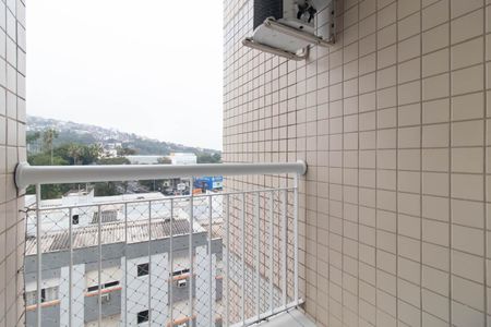 Apartamento para alugar com 52m², 2 quartos e 1 vagaVaranda