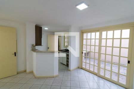 Casa para alugar com 177m², 3 quartos e 2 vagas