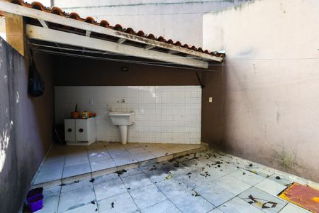 Casa para alugar com 120m², 2 quartos e 3 vagas Casa para alugar com 120m², 2 quartos e 3 vagasÁrea de Serviço