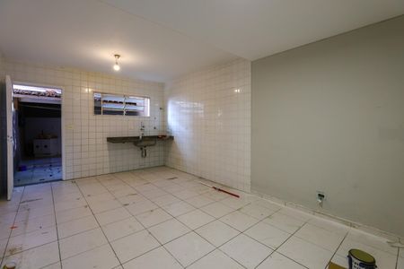 Casa para alugar com 120m², 2 quartos e 3 vagas Casa para alugar com 120m², 2 quartos e 3 vagasCozinha