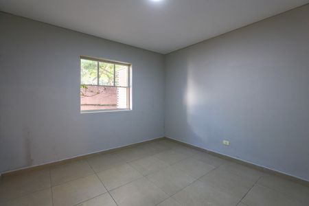 Quarto 2 de casa para alugar com 2 quartos, 120m² em Cidade Intercap, Taboão da Serra