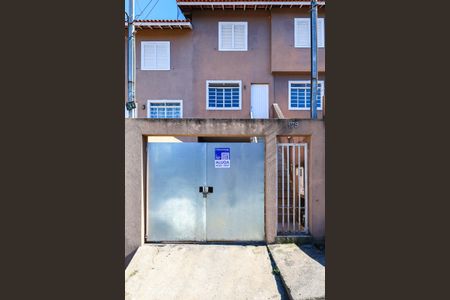 Casa para alugar com 120m², 2 quartos e 3 vagas Casa para alugar com 120m², 2 quartos e 3 vagasFachada