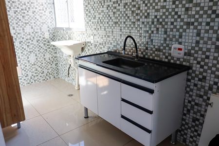 Cozinha de apartamento para alugar com 1 quarto, 38m² em Jardim Boa Vista (zona Oeste), Osasco