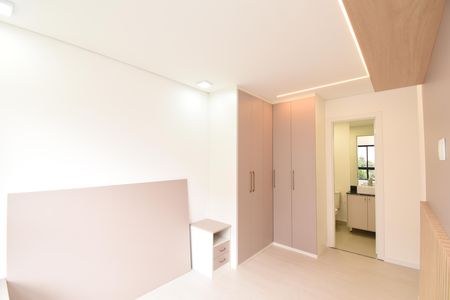 Suíte de apartamento para alugar com 2 quartos, 62m² em Tingui, Curitiba