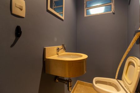 Casa de condomínio para alugar com 110m², 4 quartos e 1 vaga Casa de condomínio para alugar com 110m², 4 quartos e 1 vagaLavabo