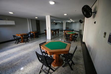 Casa de condomínio para alugar com 154m², 3 quartos e 4 vagas Casa de condomínio para alugar com 154m², 3 quartos e 4 vagasSala de Jogos
