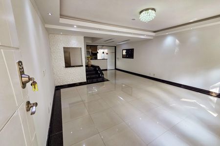 Casa de Condomínio para alugar com 3 quartos, 154m² em Nova Mirim, Praia Grande