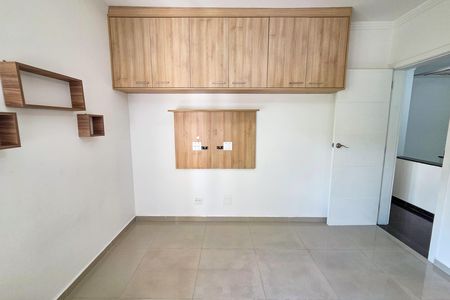 Casa de condomínio para alugar com 154m², 3 quartos e 4 vagas Casa de condomínio para alugar com 154m², 3 quartos e 4 vagasSuíte 2