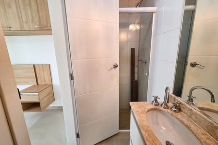 Casa de condomínio para alugar com 154m², 3 quartos e 4 vagas Casa de condomínio para alugar com 154m², 3 quartos e 4 vagasBanheiro da Suíte 3