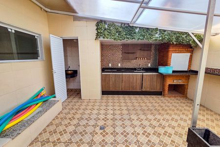 Casa de condomínio para alugar com 154m², 3 quartos e 4 vagas Casa de condomínio para alugar com 154m², 3 quartos e 4 vagasÁrea de Serviço