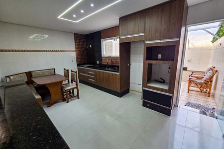 Cozinha de casa de condomínio para alugar com 3 quartos, 154m² em Nova Mirim, Praia Grande