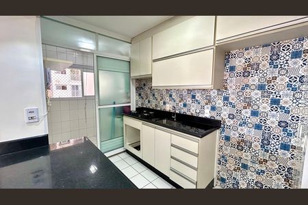 Apartamento à venda com 75m², 2 quartos e 2 vagas Apartamento à venda com 75m², 2 quartos e 2 vagasCozinha