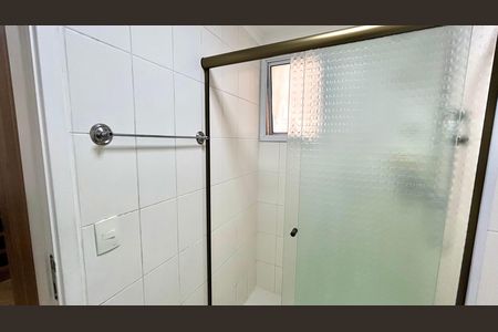 Apartamento à venda com 75m², 2 quartos e 2 vagas Apartamento à venda com 75m², 2 quartos e 2 vagasBanheiro da Suíte
