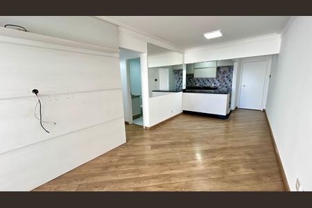Sala de apartamento para alugar com 2 quartos, 75m² em Vila Augusta, Guarulhos