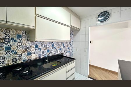 Cozinha de apartamento à venda com 2 quartos, 75m² em Vila Augusta, Guarulhos