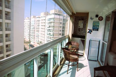 Apartamento para alugar com 110m², 3 quartos e 1 vagaVARANDA