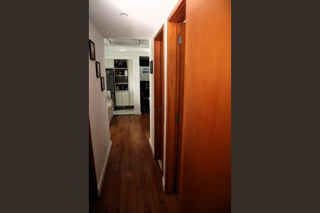 CORREDOR de apartamento à venda com 3 quartos, 110m² em Recreio dos Bandeirantes, Rio de Janeiro
