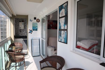 Apartamento para alugar com 110m², 3 quartos e 1 vagaVARANDA