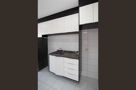 Apartamento para alugar com 62m², 2 quartos e 1 vaga Apartamento para alugar com 62m², 2 quartos e 1 vagaCozinha - Armários