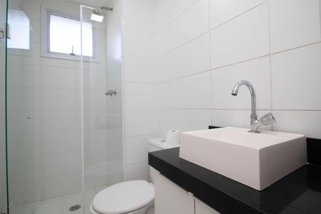 Apartamento para alugar com 62m², 2 quartos e 1 vaga Apartamento para alugar com 62m², 2 quartos e 1 vagaBanheiro da Suíte