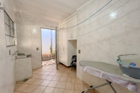 Casa à venda com 4 quartos, 325m² em Jardim Soleil, Valinhos