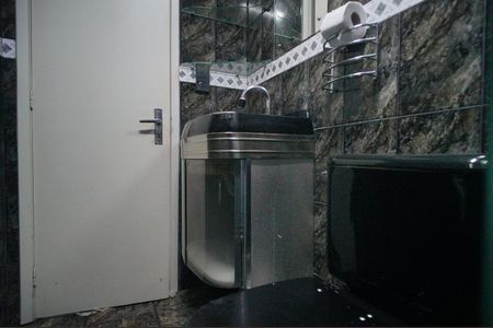 Banheiro de apartamento para alugar com 2 quartos, 53m² em Canudos, Novo Hamburgo
