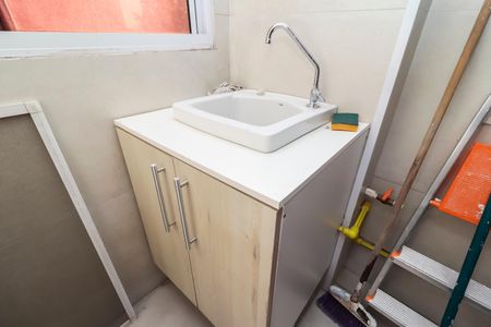 Apartamento para alugar com 45m², 2 quartos e sem vagaCozinha e Área de Serviço