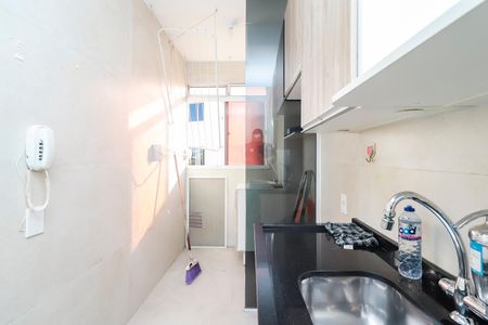 Apartamento para alugar com 45m², 2 quartos e sem vagaCozinha e Área de Serviço