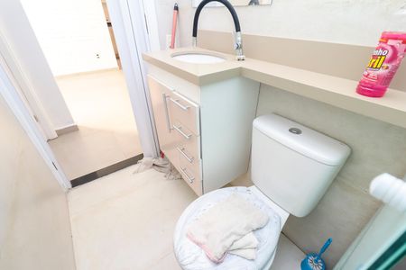Apartamento para alugar com 45m², 2 quartos e sem vagaBanheiro
