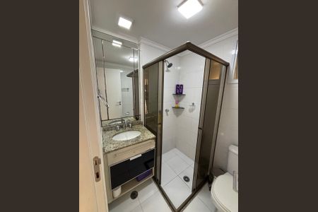 Apartamento à venda com 69m², 3 quartos e 1 vaga Apartamento à venda com 69m², 3 quartos e 1 vagaBanheiro social