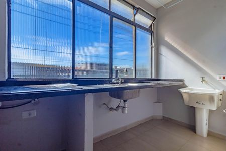 Sala -Cozinha de apartamento para alugar com 2 quartos, 35m² em Cidade Ademar, São Paulo