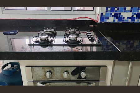 Cozinha  de casa para alugar com 2 quartos, 125m² em Vila Nova Amorim, Suzano