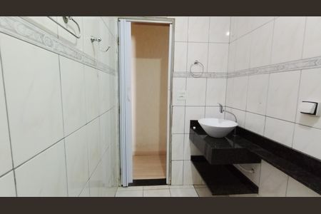 Casa para alugar com 125m², 2 quartos e 2 vagas Casa para alugar com 125m², 2 quartos e 2 vagasBanheiro