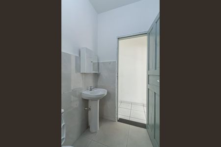 Casa para alugar com 70m², 1 quarto e 1 vaga Casa para alugar com 70m², 1 quarto e 1 vagaBanheiro
