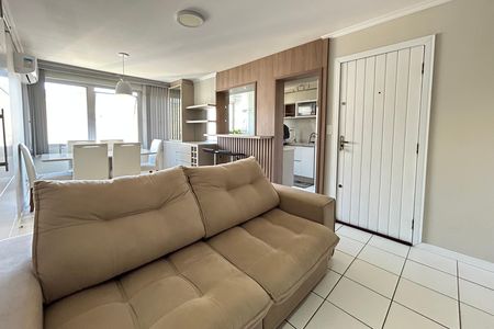Sala  de apartamento para alugar com 3 quartos, 81m² em Estreito, Florianópolis