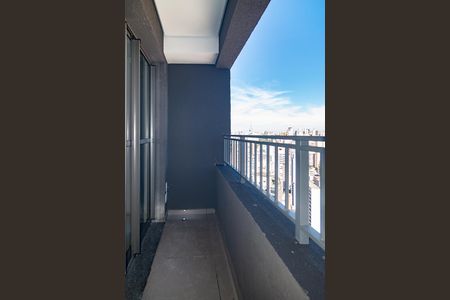 Varanda de kitnet/studio para alugar com 1 quarto, 24m² em Bela Vista, São Paulo
