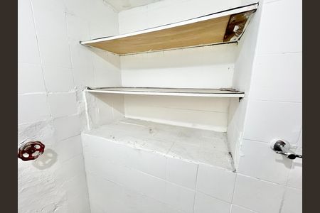 Apartamento para alugar com 70m², 2 quartos e sem vaga Apartamento para alugar com 70m², 2 quartos e sem vagaBanheiro