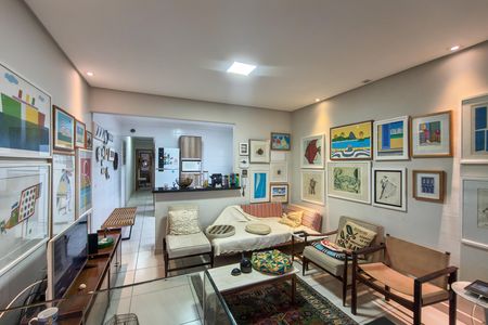 Sala de casa de condomínio para alugar com 2 quartos, 74m² em Maracanã, Praia Grande