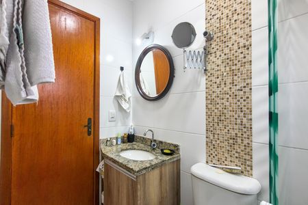 Casa de condomínio para alugar com 74m², 2 quartos e 1 vaga Casa de condomínio para alugar com 74m², 2 quartos e 1 vagaBanheiro