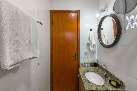 Casa de condomínio para alugar com 74m², 2 quartos e 1 vaga Casa de condomínio para alugar com 74m², 2 quartos e 1 vagaBanheiro
