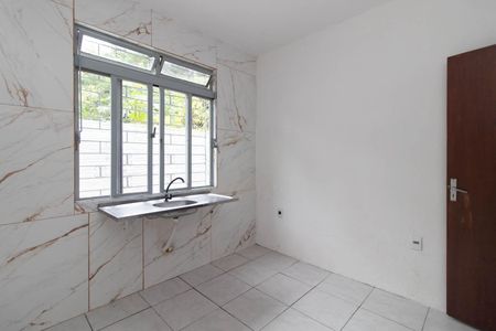 Casa para alugar com 100m², 2 quartos e 2 vagas Casa para alugar com 100m², 2 quartos e 2 vagasCozinha
