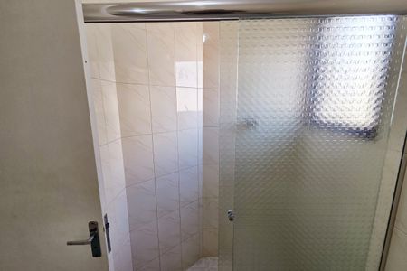 Apartamento para alugar com 90m², 2 quartos e 1 vaga Apartamento para alugar com 90m², 2 quartos e 1 vagaBanheiro da Suíte 1