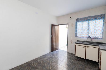 Casa para alugar com 90m², 2 quartos e 1 vagaCozinha - Armários