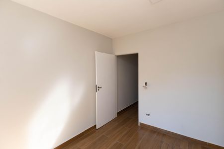Casa para alugar com 90m², 2 quartos e 1 vagaQuarto 1