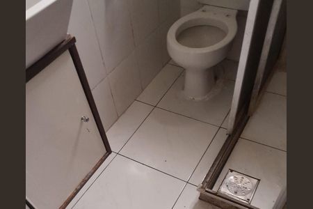 Apartamento para alugar com 75m², 2 quartos e 1 vaga Apartamento para alugar com 75m², 2 quartos e 1 vagaBanheiro